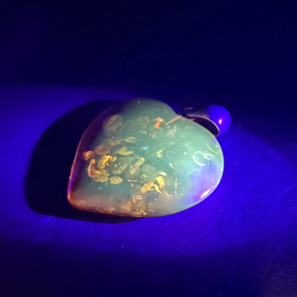 Vintage Amber Heart Shaped Jewelry Pendant Charm, Sterling Silver 925 Bail - Picture 10 of 10